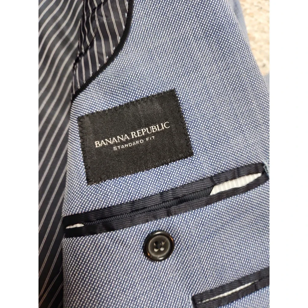 Banana Republic Standard Fit Marzotto Super 110s Italian Wool Blue Jacket 38R